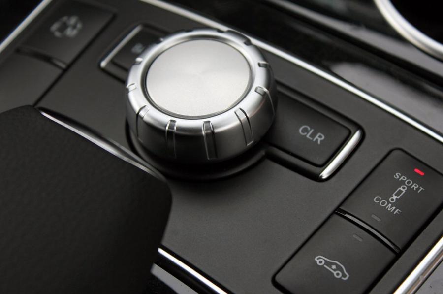  Mercedes-Benz CLS550 2012 года  (фото 47 из 121)